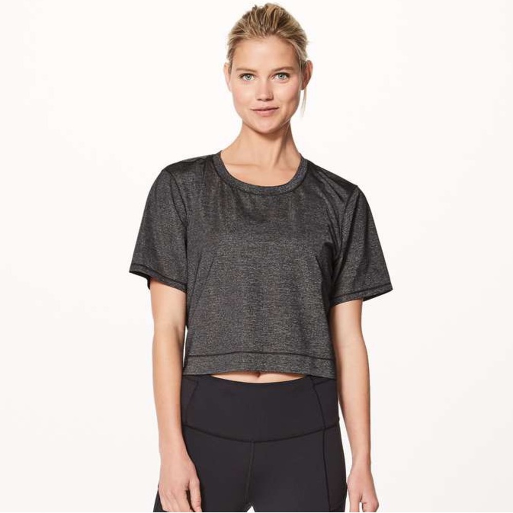 Lululemon Run The Day Tee - Heathered Black SIZE 6